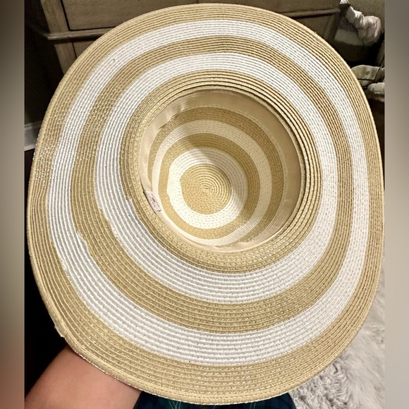 ‼️RARE‼️🎸SHADE & SHORE🎸🔥NWT🔥Striped Packable Straw Sun Hat - Picture 5 of 13